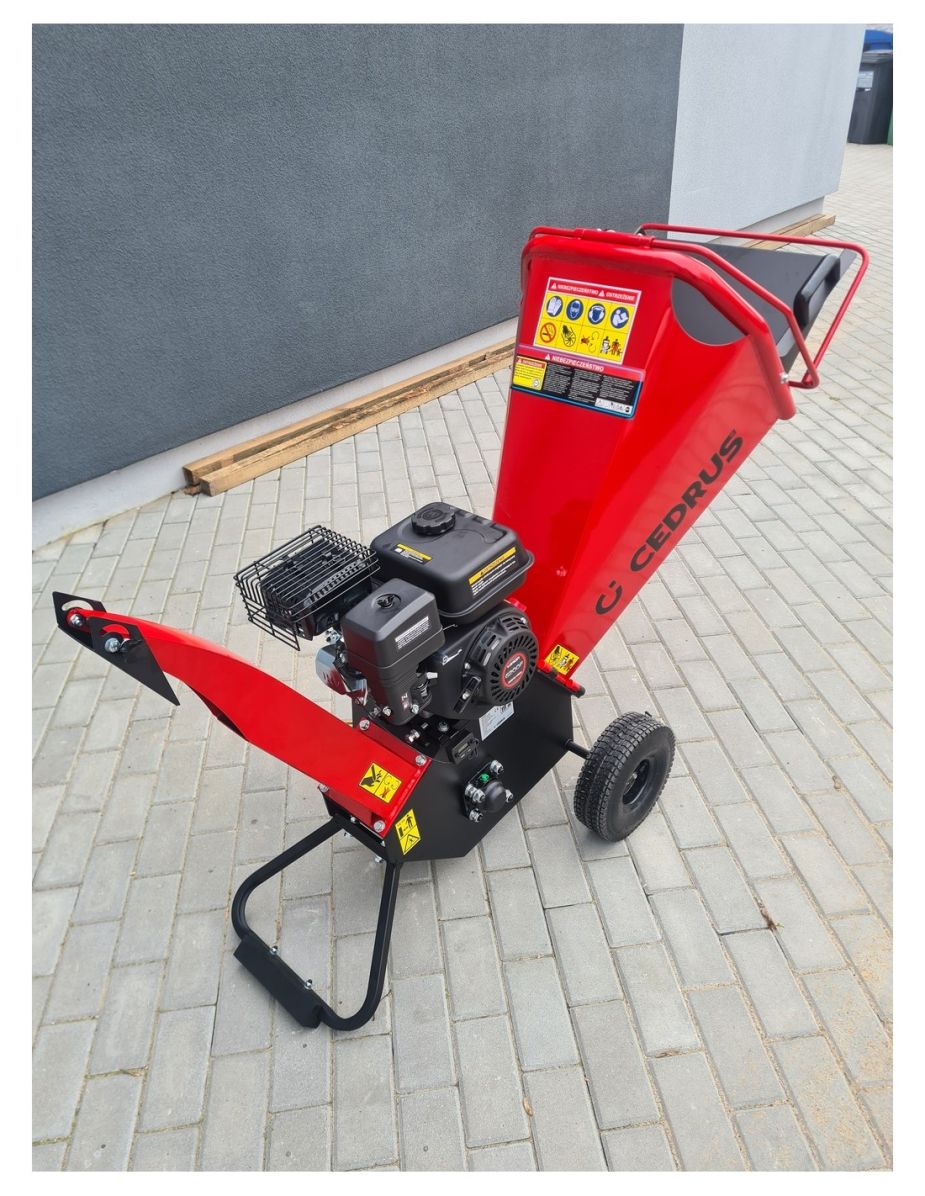 Rozdrabniacz spalinowy rębak od gałęzi 5,6 KM oficjalny dystrybutor Cedrus RB02