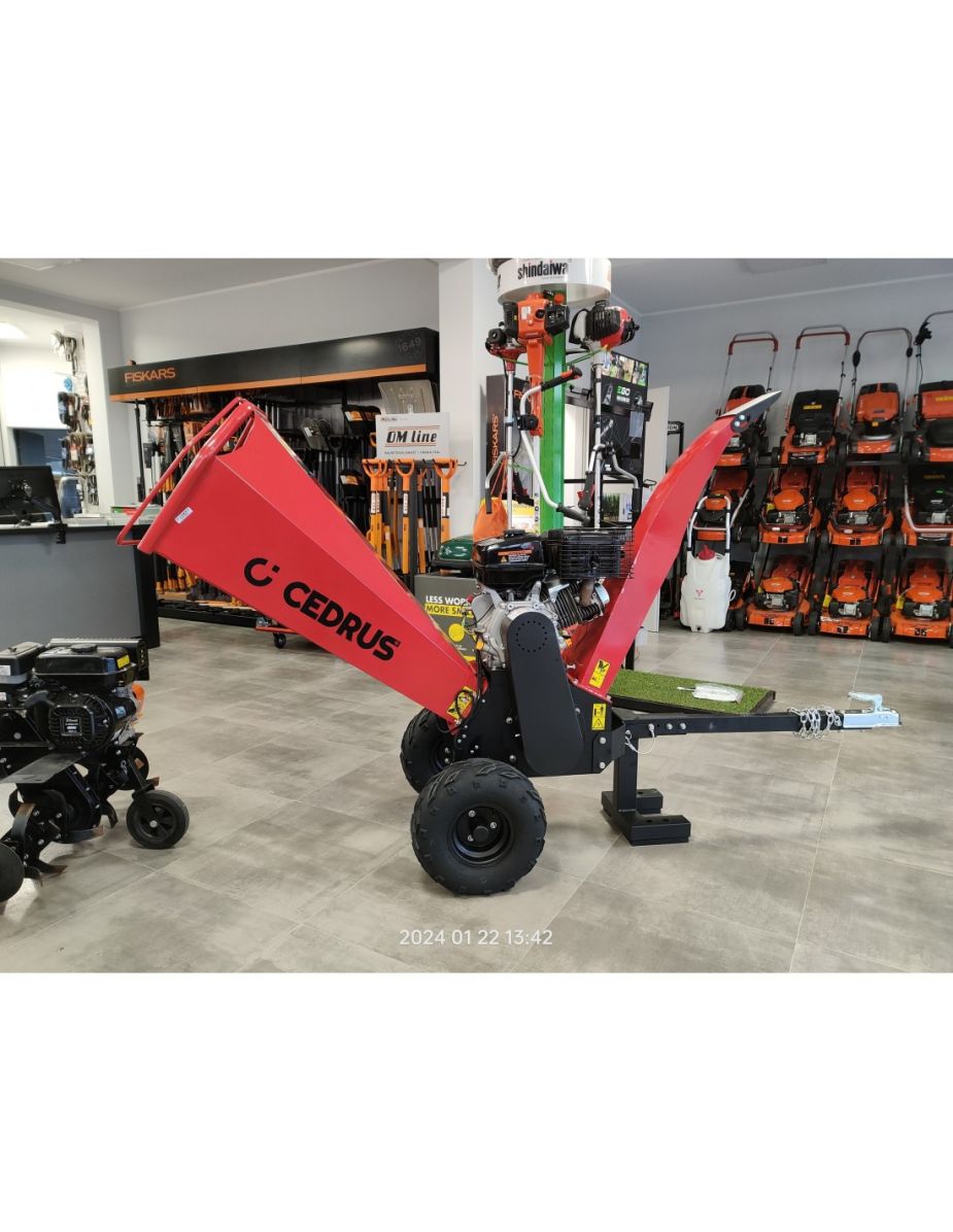 Rozdrabniacz spalinowy rębak od gałęzi 15 KM oficjalny dystrybutor Cedrus RB03